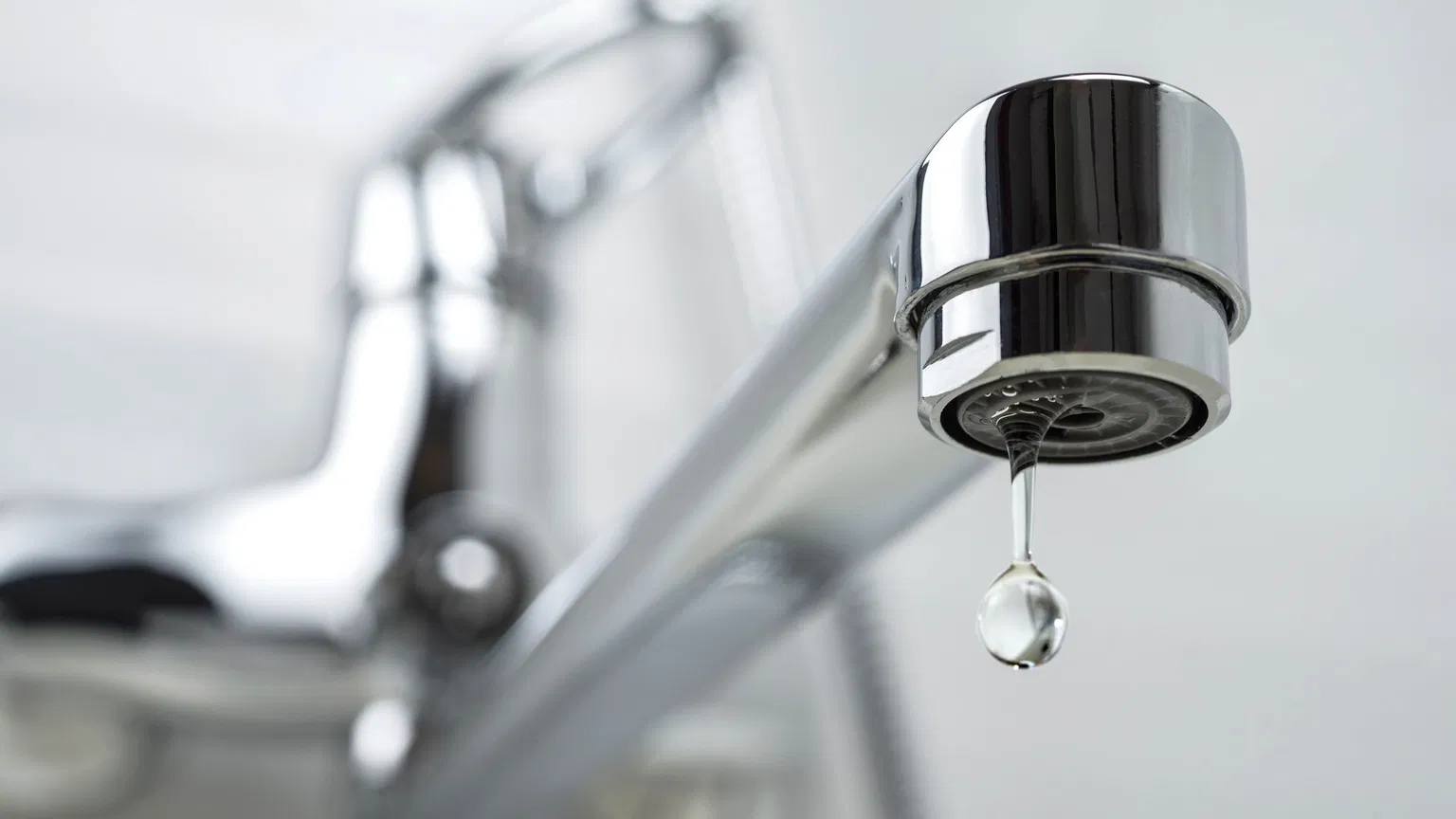 How to Prevent Frozen Pipes: The Complete Guide to Dripping Faucets in Cold Weather