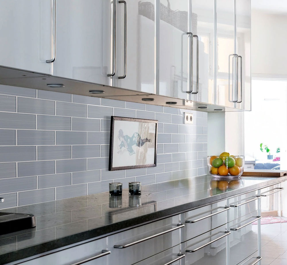 Choosing the Perfect Backsplash Material for Your Kitchen Light and Bright Glass
