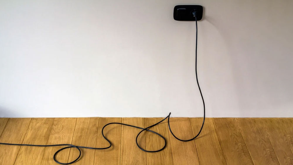 Hide TV Wires Easily With These 3 Tips