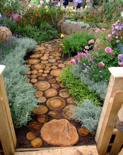 Tree Slice Garden Pathway