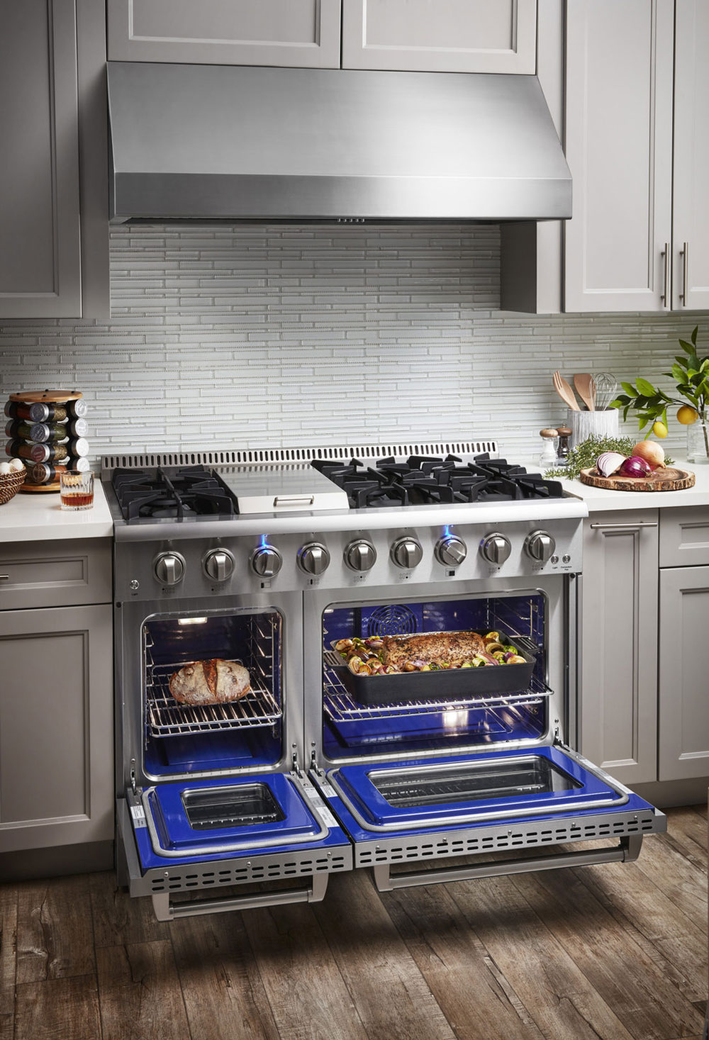 What Makes a Chef s Kitchen Pro Style Gas Ranges and Ovens