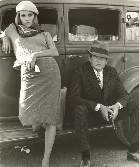 Faye Dunaway and Warren Beatty on the set of Bonnie and Clyde 2 1
