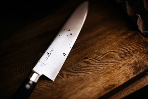 Investing in a kitchen knife set