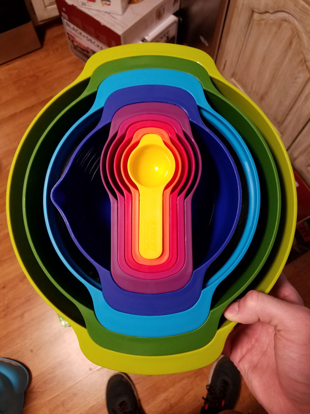 Nesting Bowls And Measuring Cups