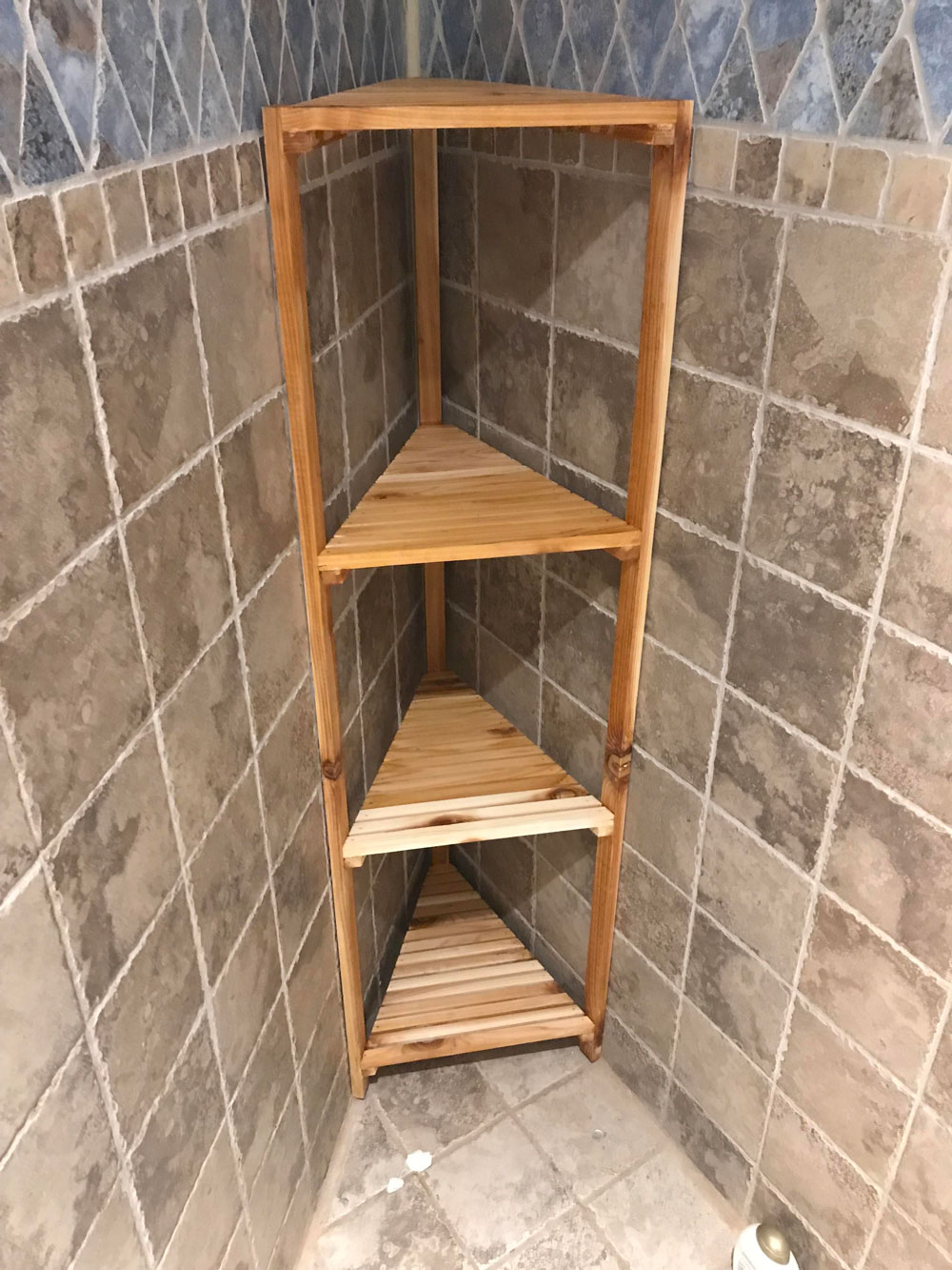 Smart Corner Shelves