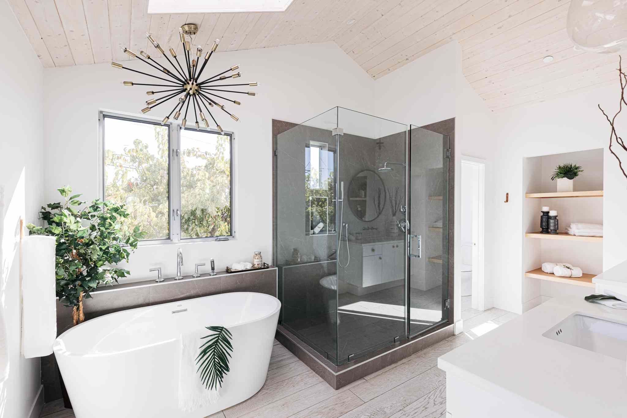 Luxurious Spa Like Showers