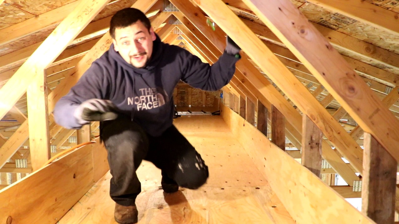 maximixe your home storage with attic storage_ee82dbae a903 4ba5 9765 ae1a34af3e9e