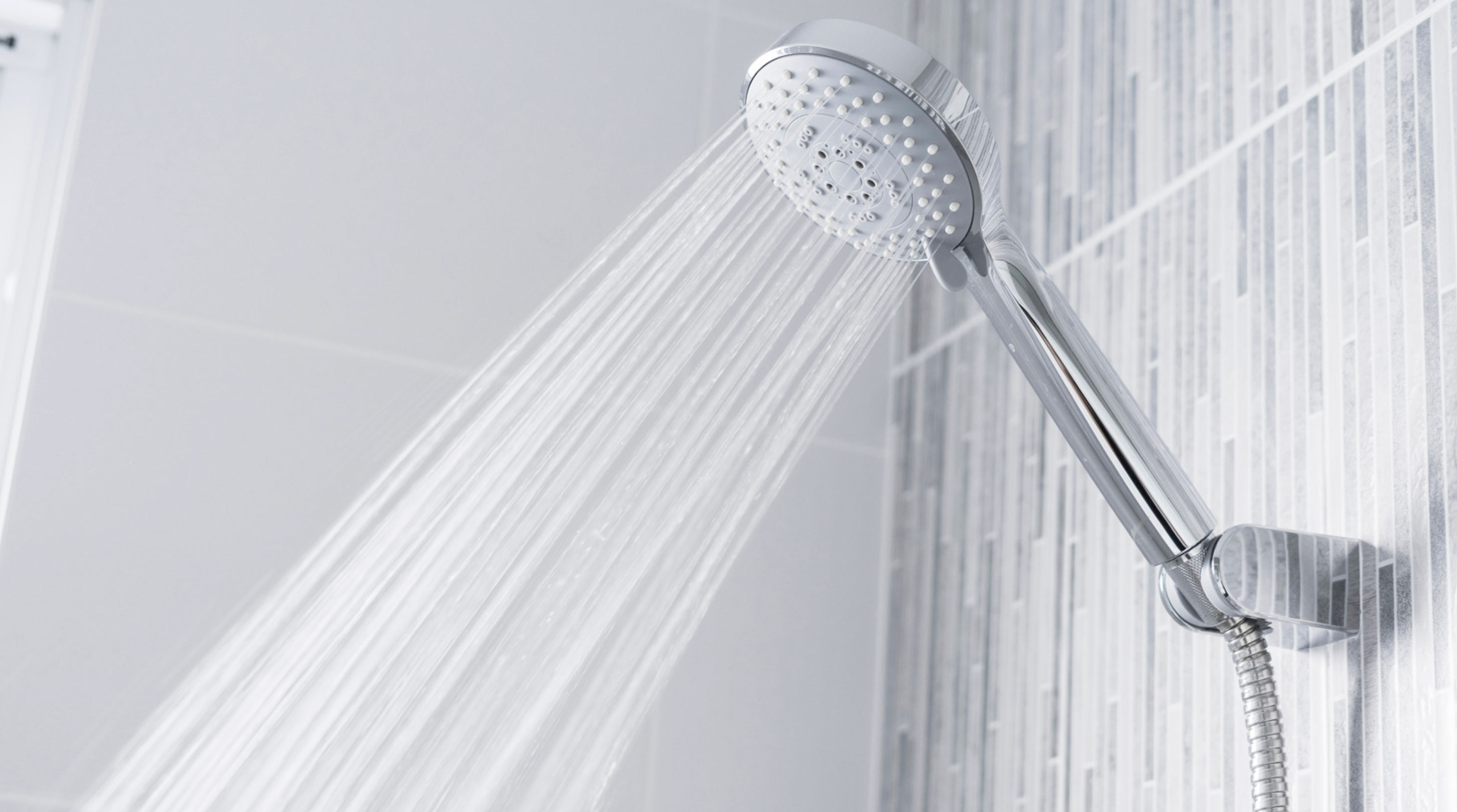 how to clean a shower head_d2a3c65e bd02 4fda a8f9 db8e07f24b8d
