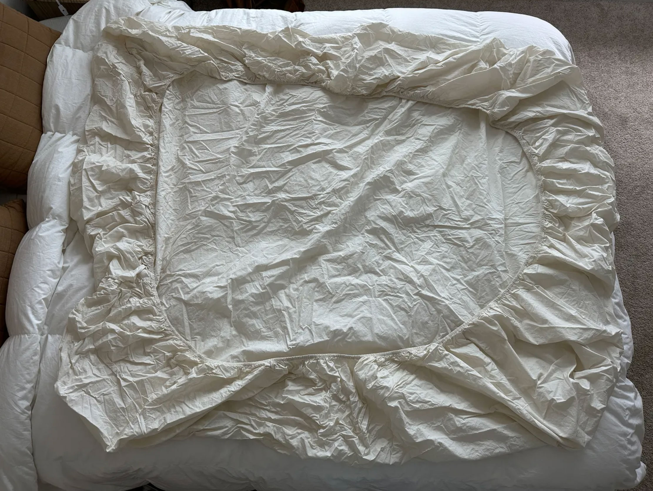 how to fold a fitted sheet_e9baa401 d434 416d bb77 0a6b13119039