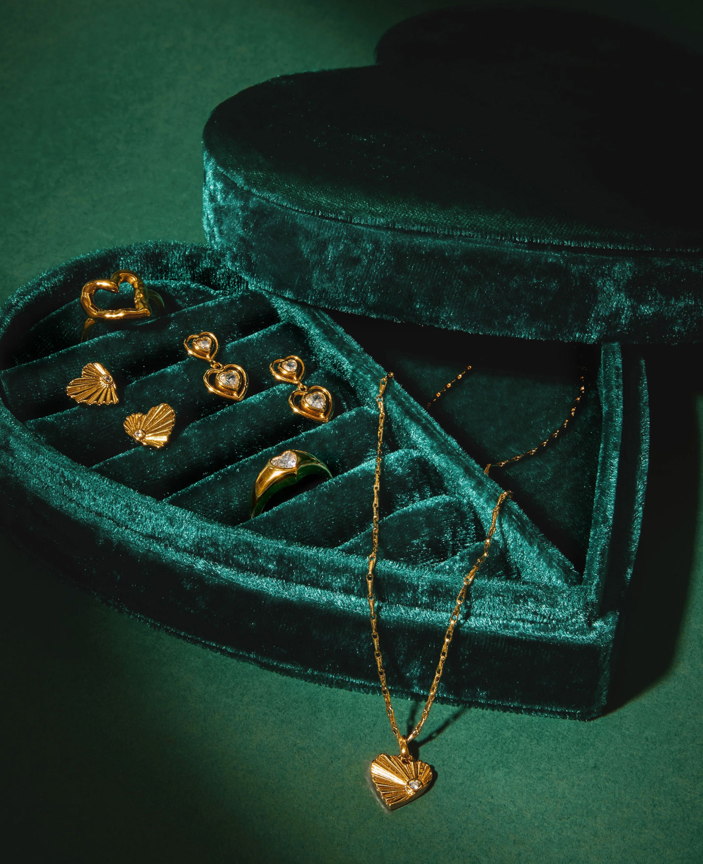 how to organize jewelry_cf732cb0 2031 4c94 abe1 717490926e4a