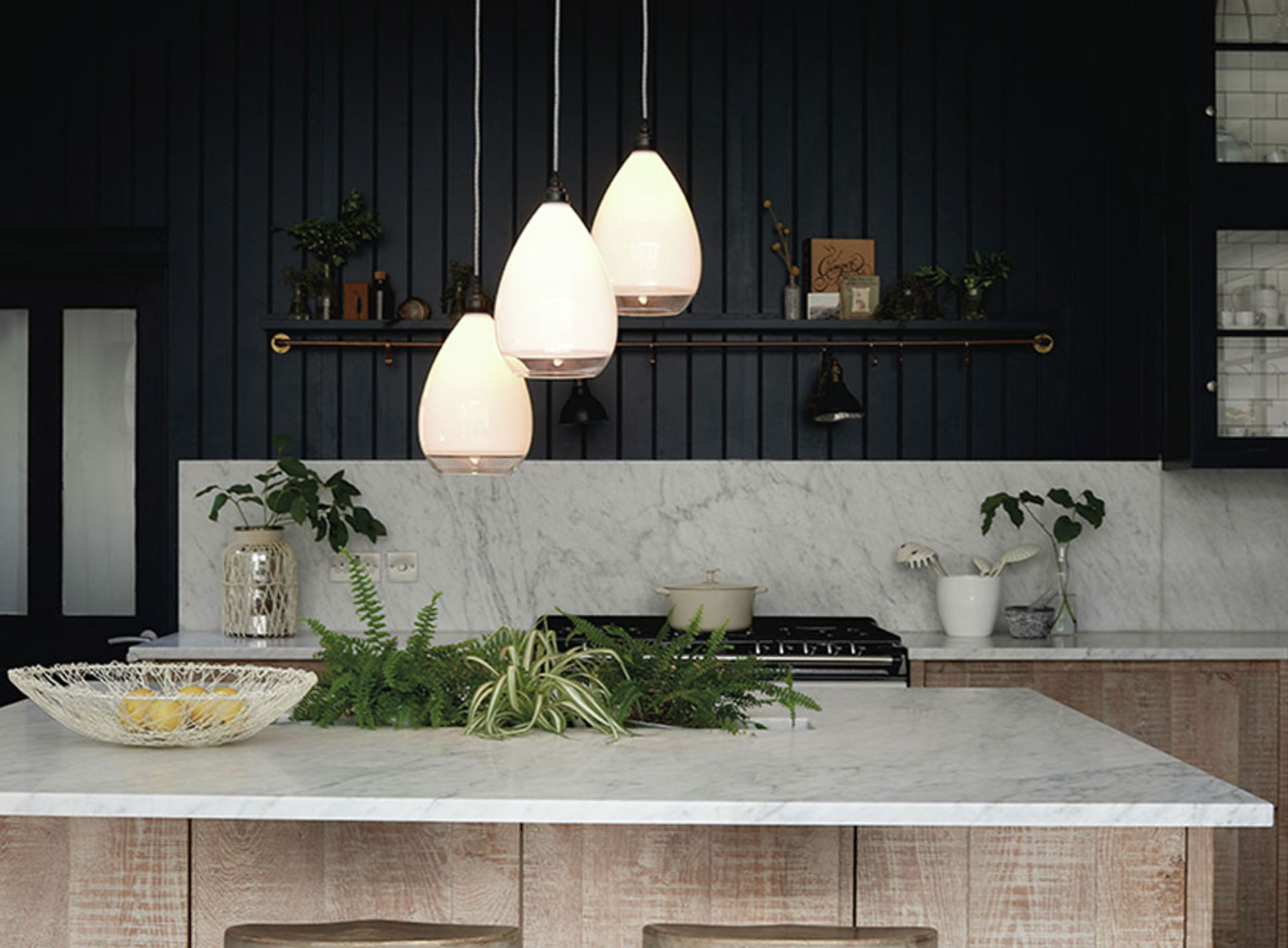 kitchen island lighting guide_3d41e7a7 f51f 48d2 a1c1 3eb375a6fc60