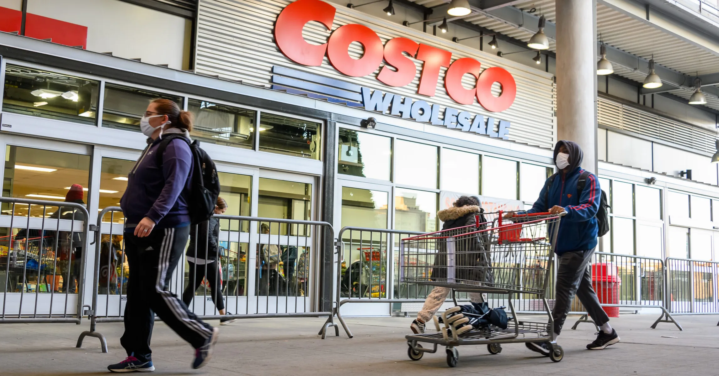 The Costco Off-White Hoodie: Understanding the Streetwear Phenomenon